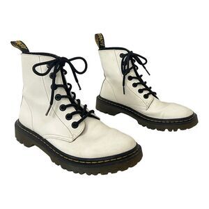 Dr  Martens Luana White Combat Boots Women's Size US 7 L  AirWair #AW004